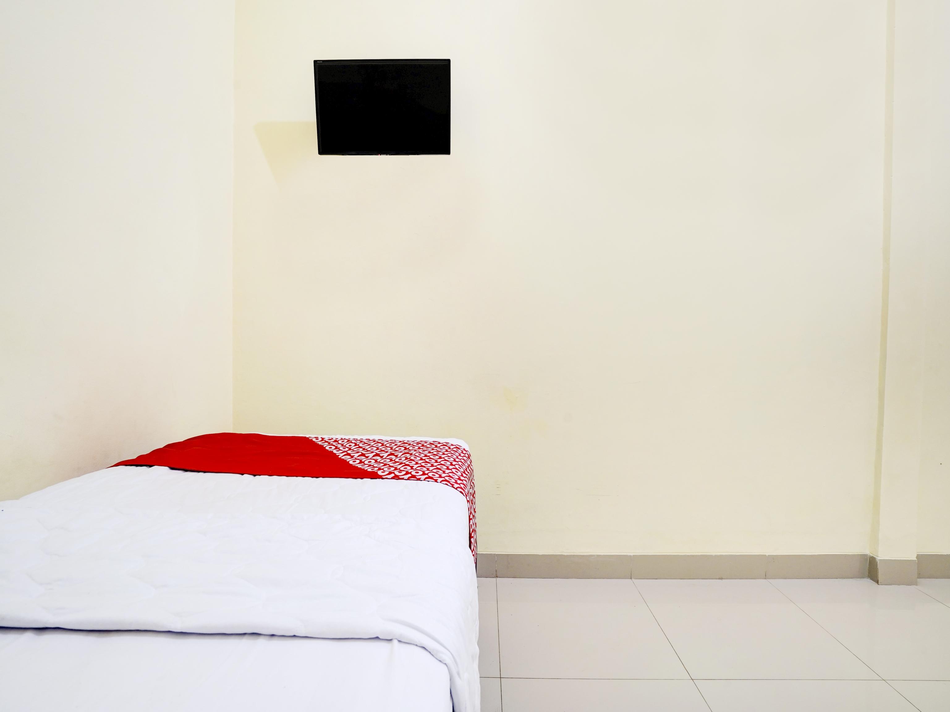 מלון צ'ירבון Oyo 90052 Star House מראה חיצוני תמונה